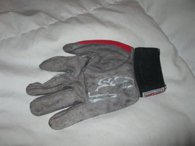 gloves (2).jpg