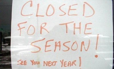 Closed_for_the_season_Midland.jpg